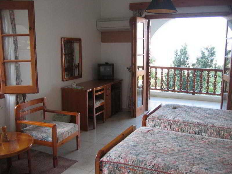 Onar Village Kyrenia  Luaran gambar